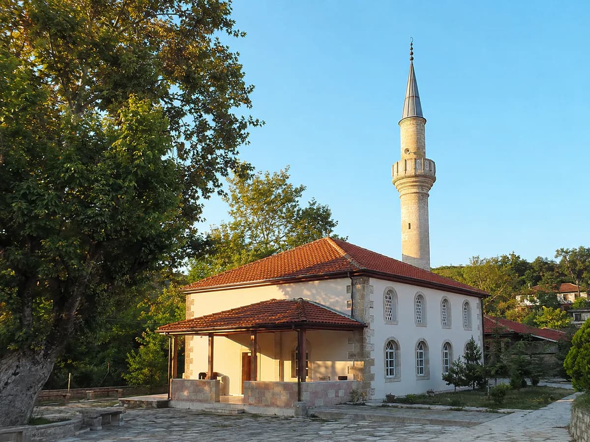 Yassıören Camii