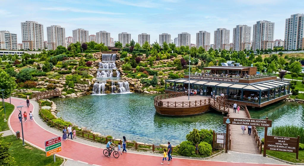 Bahçeşehir Şelale Parkı, Başakşehir, İstanbul