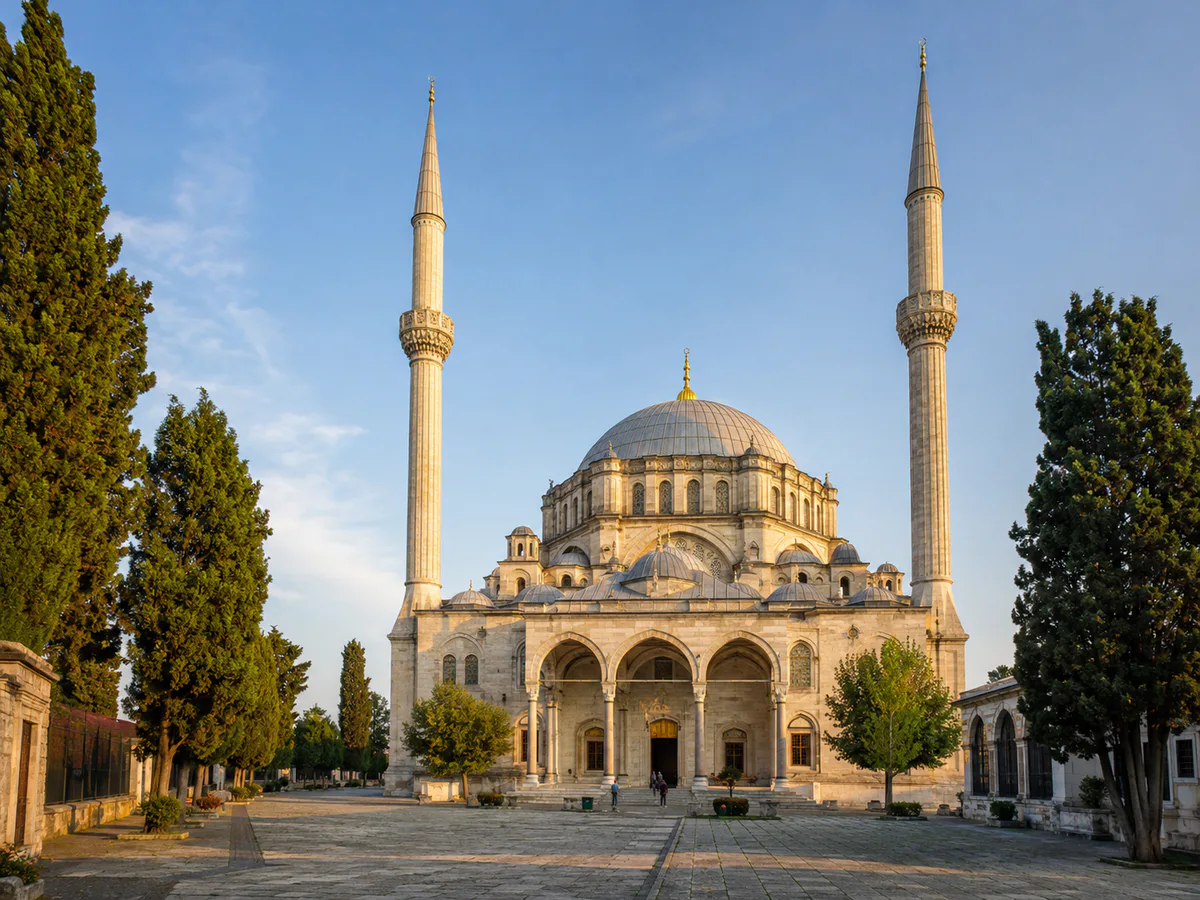 Yavuz Sultan Selim Camii